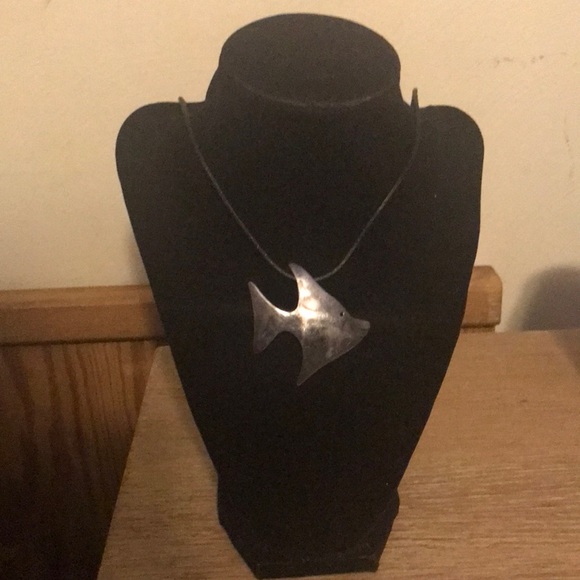 Vintage Silver Fish Pendent Pin - Picture 2 of 6